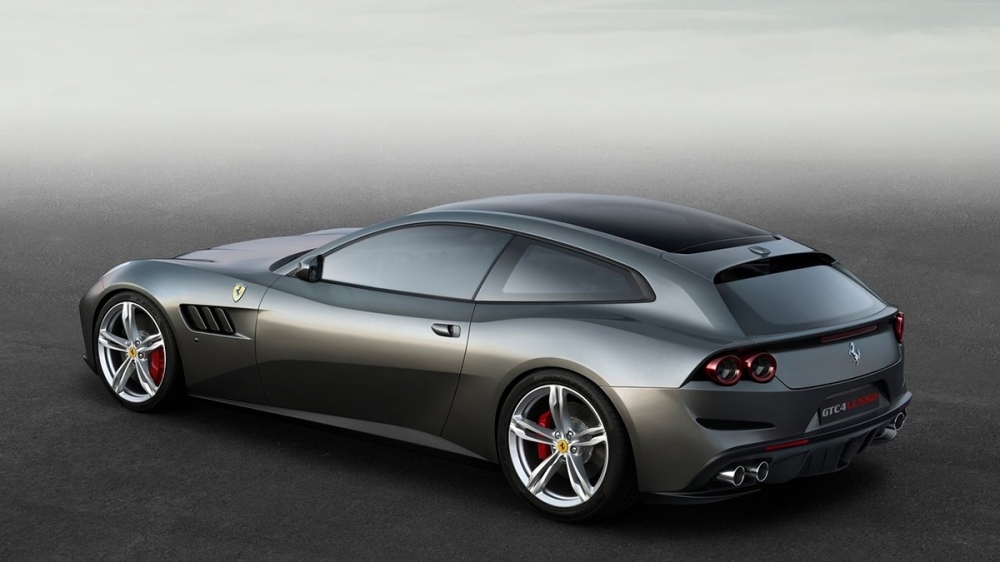 2019 Ferrari GTC4 Lusso V12