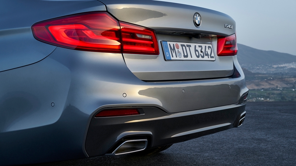 BMW_5-Series Sedan_540i M Sport