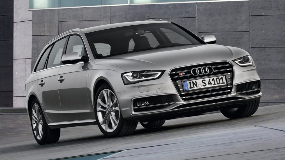 Audi_A4 Avant_S4