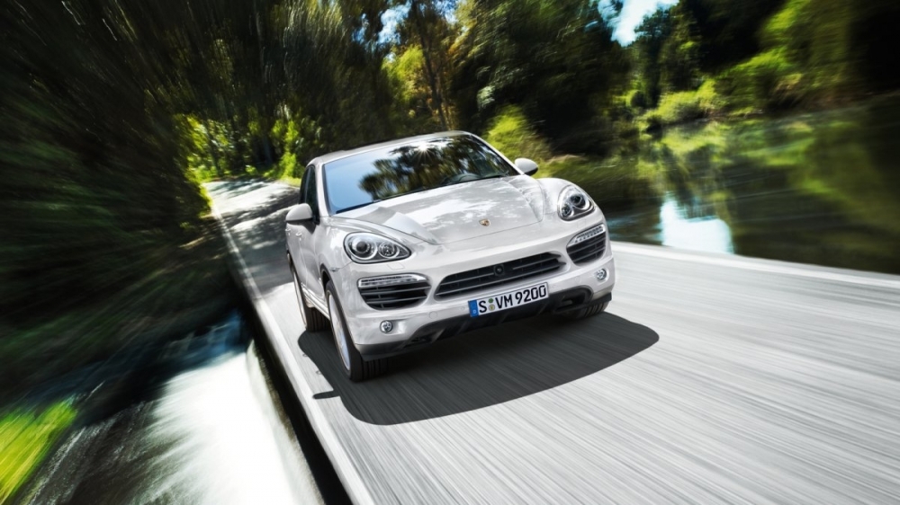 Porsche_Cayenne_S Hybrid Tiptronic