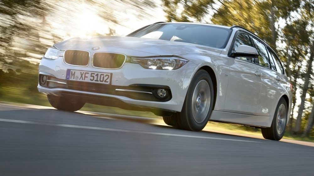 BMW_3-Series Touring_320i