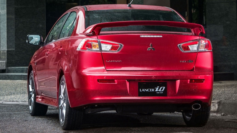 Mitsubishi_Lancer(NEW)_iO 1.8勁動型