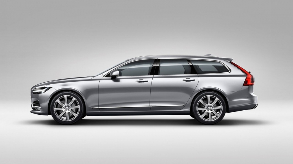 Volvo_V90_D4 Momentum