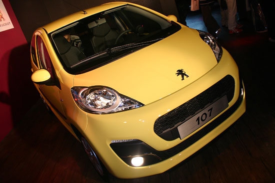 2013 Peugeot 107 羅浮經典版