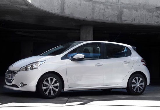 2013 Peugeot 208 1.6 VTi AT