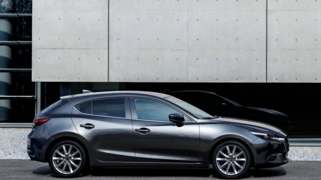 2017 Mazda 3 5D 2.0尊榮安全版