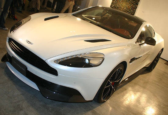 2013 Aston Martin Vanquish 6.0 V12 Coupe