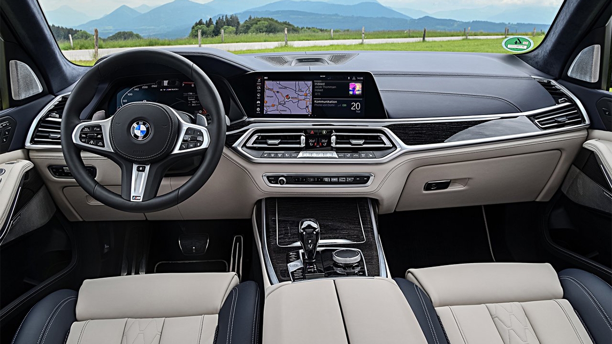 2021 BMW X7 M50i