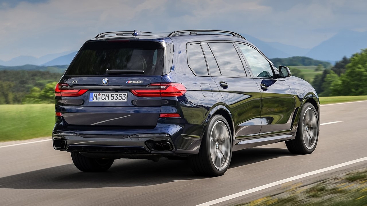 2022 BMW X7 M50i