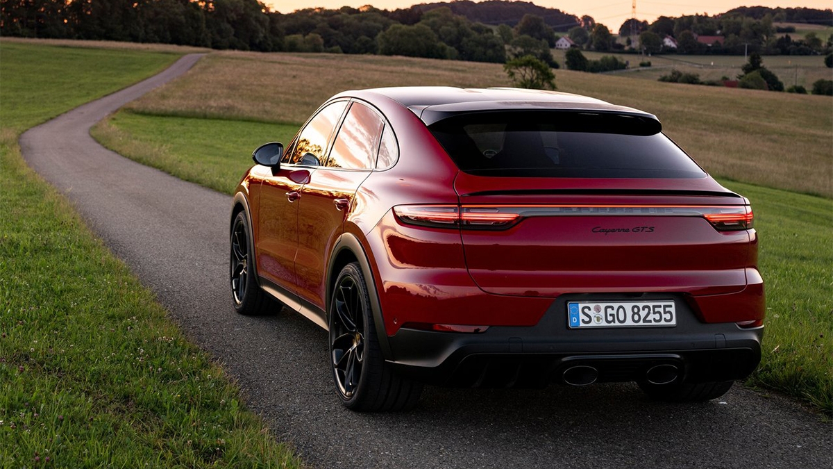 2021 Porsche Cayenne Coupe GTS