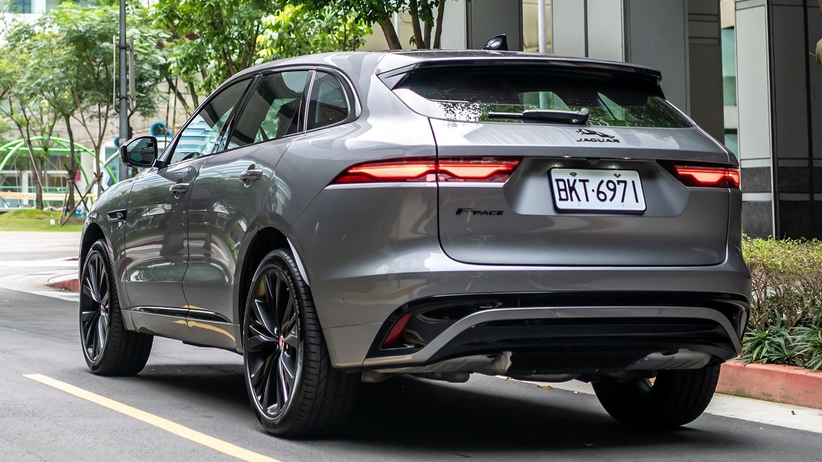 2021 Jaguar F-Pace P250 R-Dynamic S