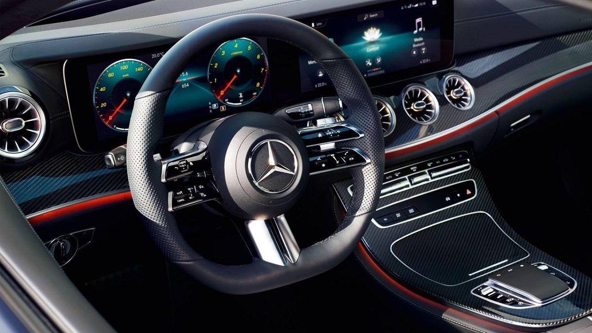 2021 M-Benz E-Class Coupe E300