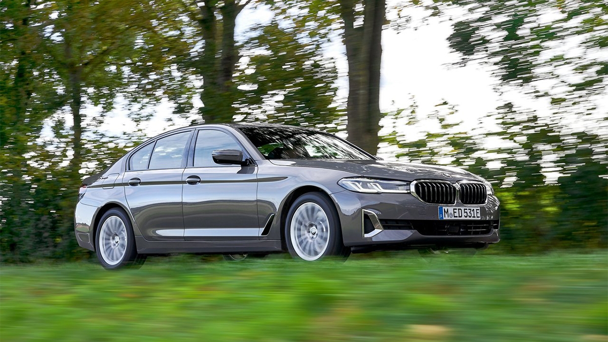 2021 BMW 5-Series Sedan 530i M Luxury