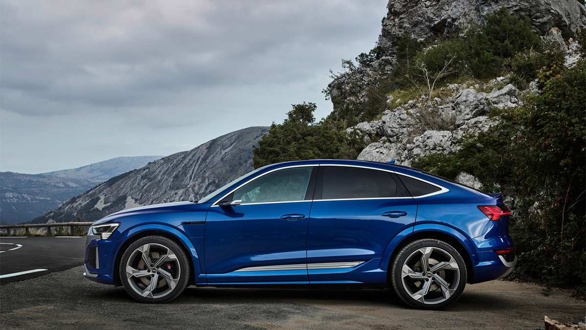 2024 Audi Q8 Sportback e-tron SQ8