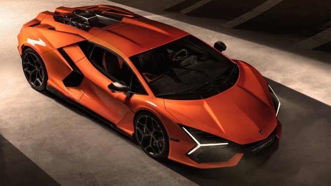 2024 Lamborghini Revuelto V12 Hybrid