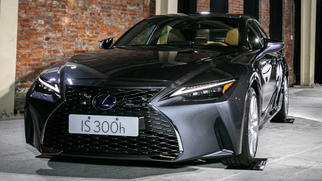 2021 Lexus IS 300h頂級版(天窗)