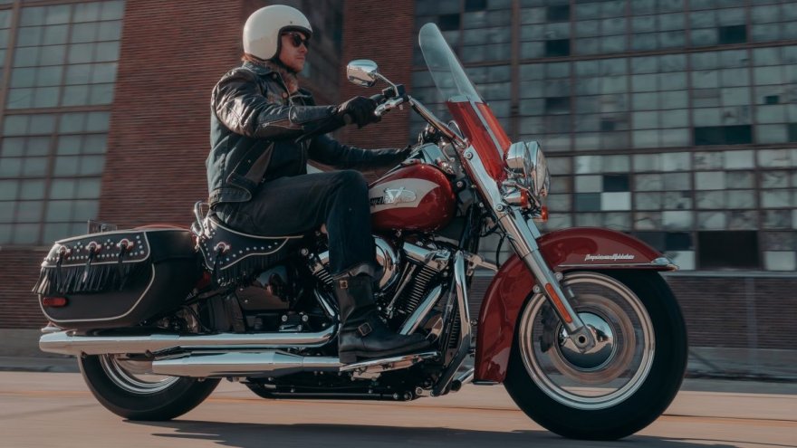 2024 Harley-Davidson Softail Hydra-Glide Revival ABS