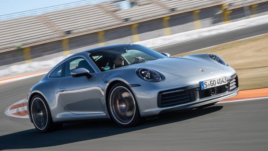 2019 Porsche 911 Carrera 4(NEW)