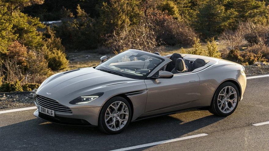 2022 Aston Martin DB11 Volante