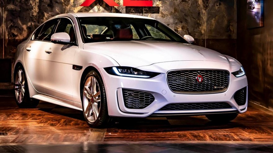 2020 Jaguar XE