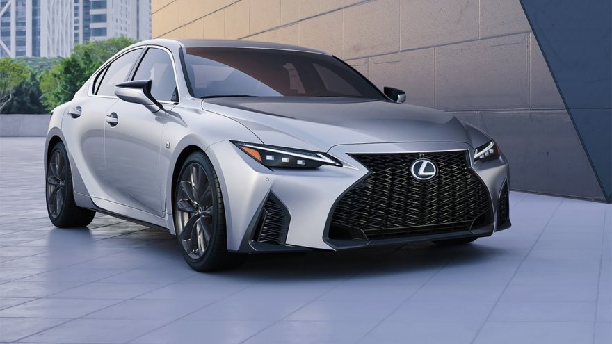 2021 Lexus IS 300h F Sport版