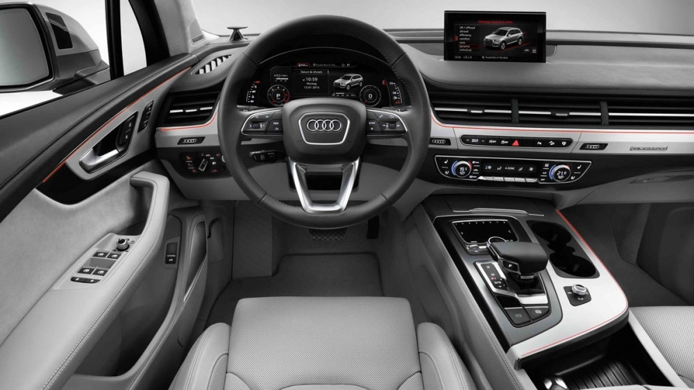 Audi_Q7_40 TFSI quattro Luxury七人座