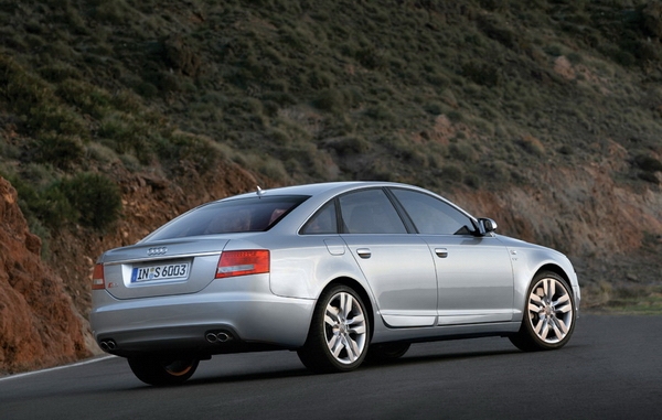 Audi_A6 Sedan_S6