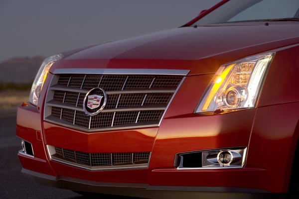 Cadillac_CTS_2.8 L