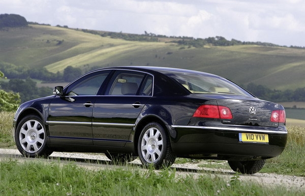 Volkswagen_Phaeton_V6