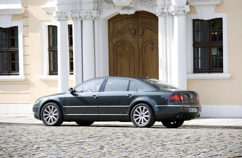 Volkswagen_Phaeton_V8 五人座長軸