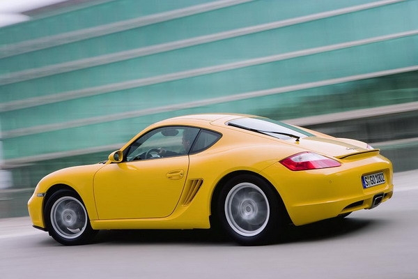 Porsche_Cayman_2.7