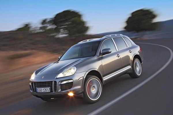 Porsche_Cayenne_Turbo S