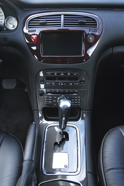 Peugeot_607_2.7 V6 HDi