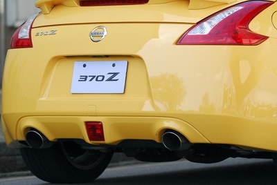 Nissan_370Z_Coupe