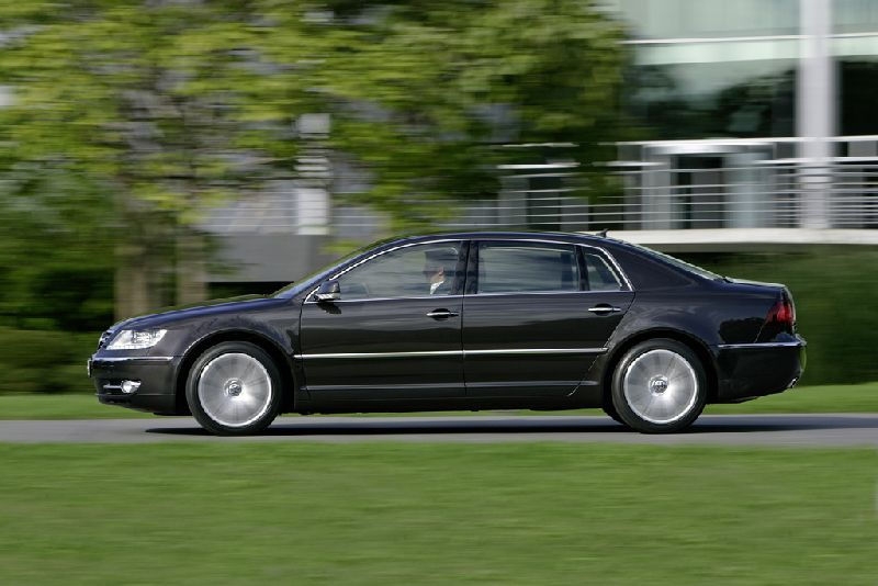 Volkswagen_Phaeton_W12 四人座長軸