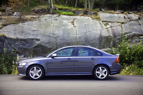 Volvo_S40_T5 R-Design