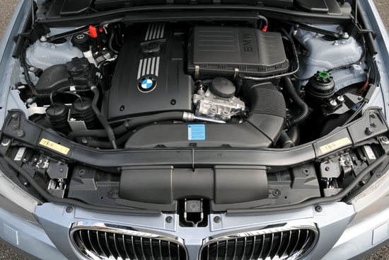 BMW_3-Series Sedan_325i