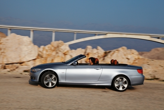 BMW_3-Series Convertible_320i