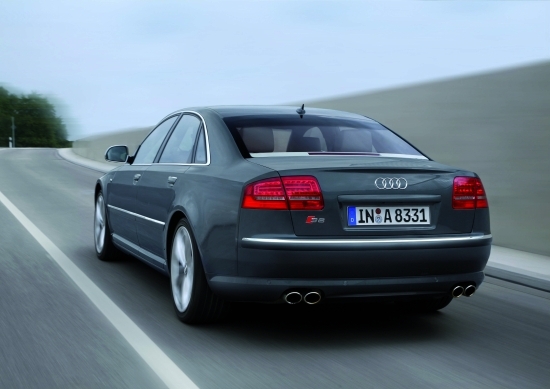 Audi_A8_S8