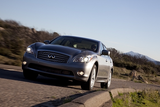 Infiniti_M_25 Luxury