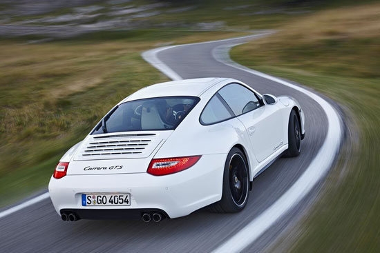 Porsche_911 Carrera GTS_Coupe