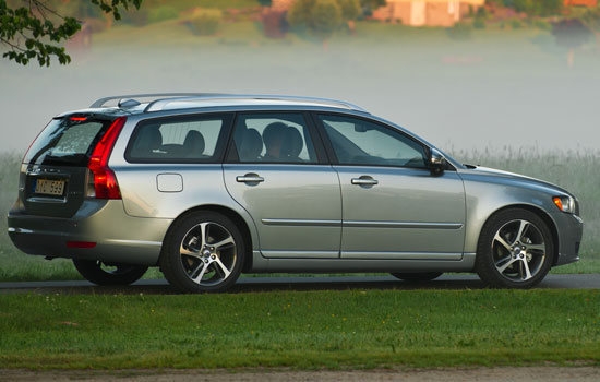 Volvo_V50_D4