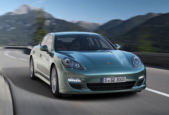 Porsche_Panamera_Diesel