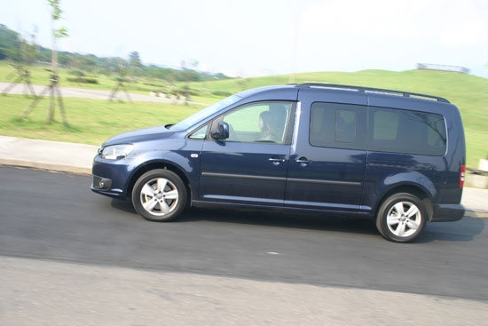 Volkswagen_Caddy_Maxi 1.6 TDI