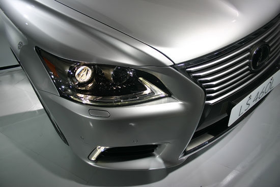 Lexus_LS_460L