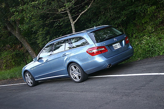 M-Benz_E-Class Estate_E250 BlueEFFICIENCY