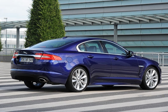 Jaguar_XF_2.0i Luxury