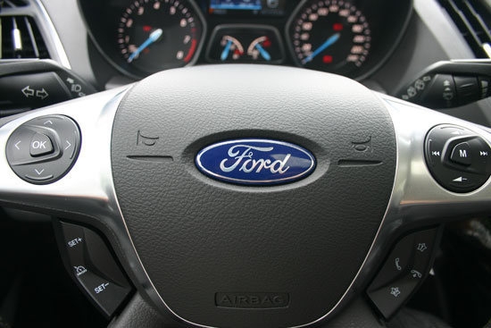 Ford_Kuga_1.6雅緻型