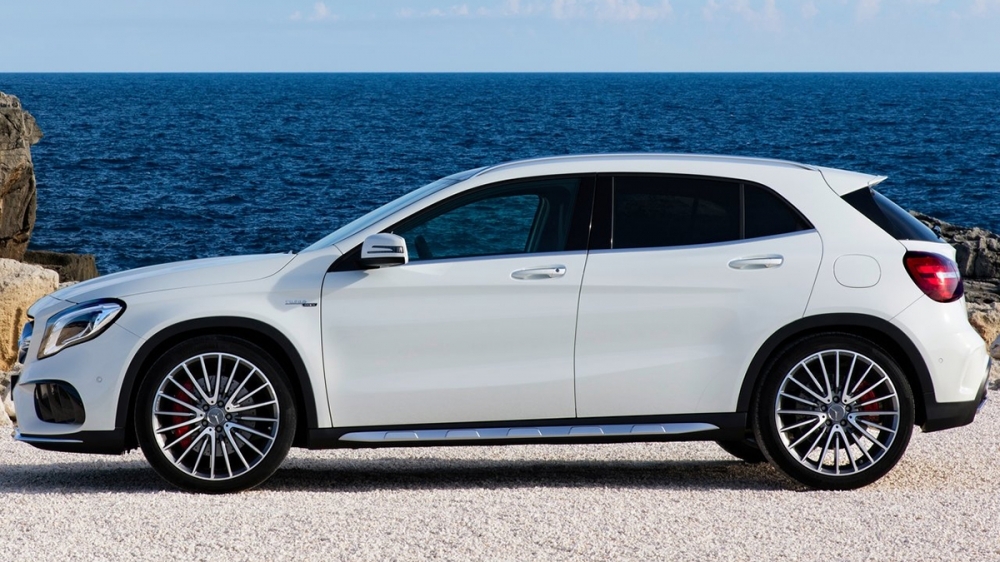 M-Benz_GLA-Class_AMG GLA45 4MATIC