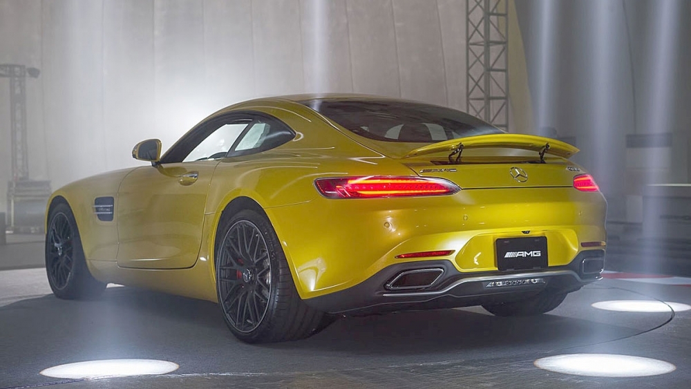 2019 M-Benz AMG GT S 4.0 V8